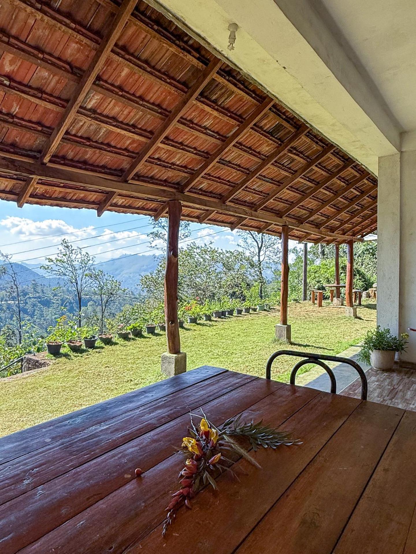 Ella Mountain Palace Bagian luar foto